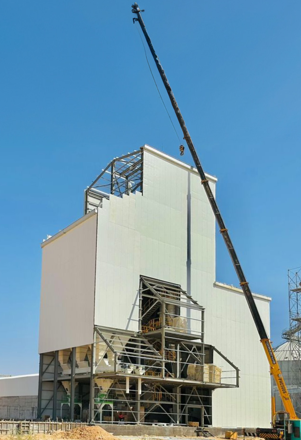 Feed Production Facility – Al Noor Al Tayeb
